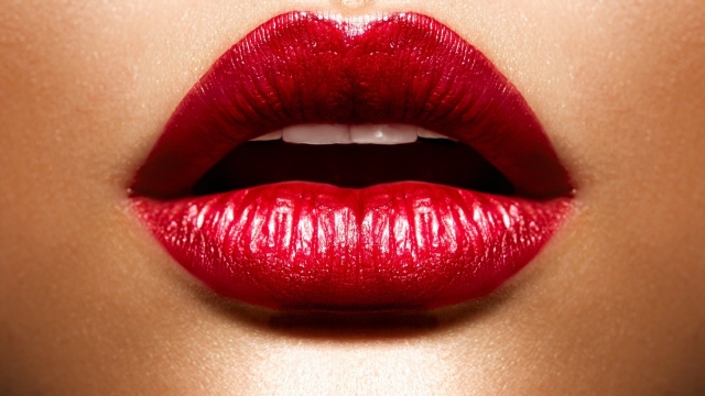 Velvet Vixen: Exploring the Allure of Matte and Liquid Lipsticks